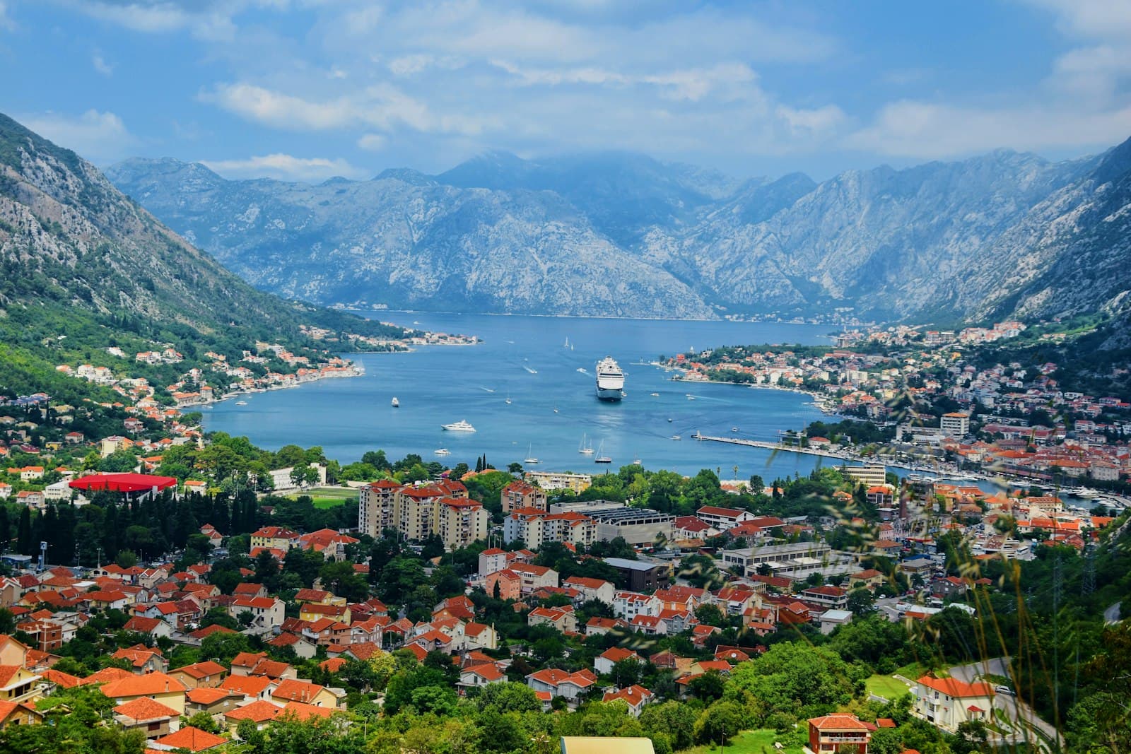 Kotor — fotoğraf: olga brajnovic / Unsplash